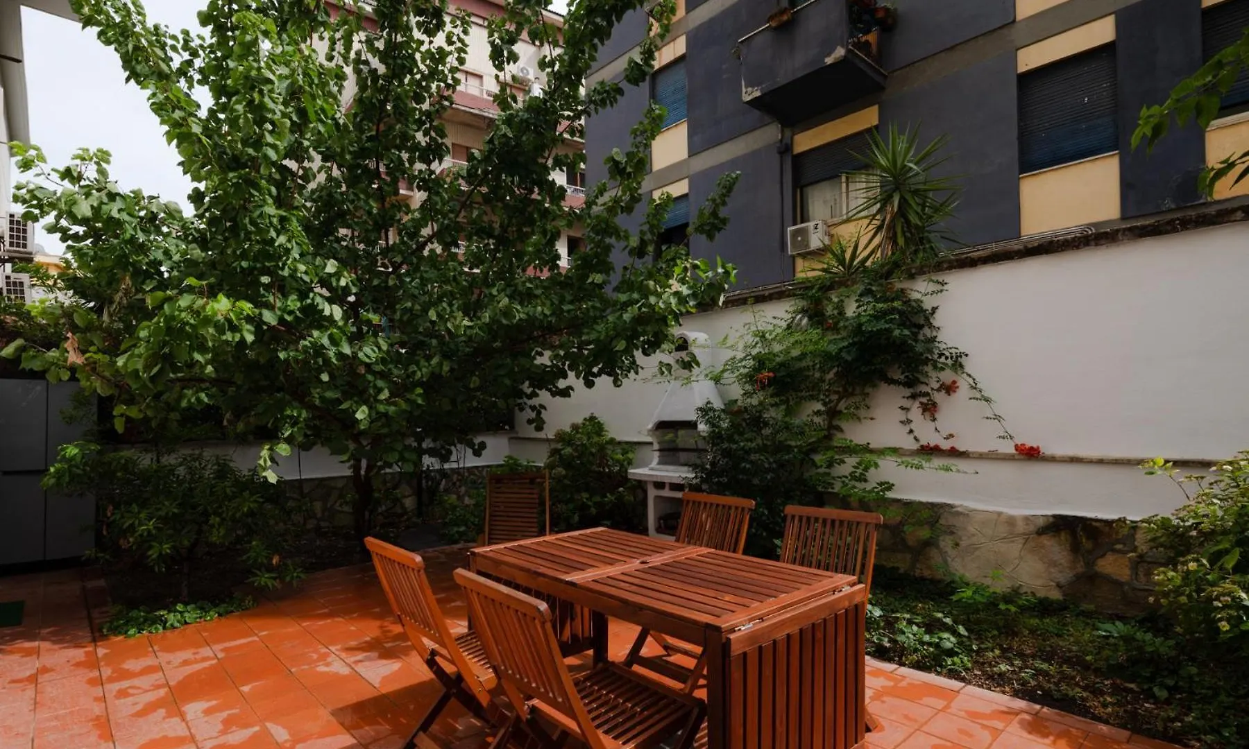 Francesco Terrace - Piazza Bologna, Rome Apartment Italy