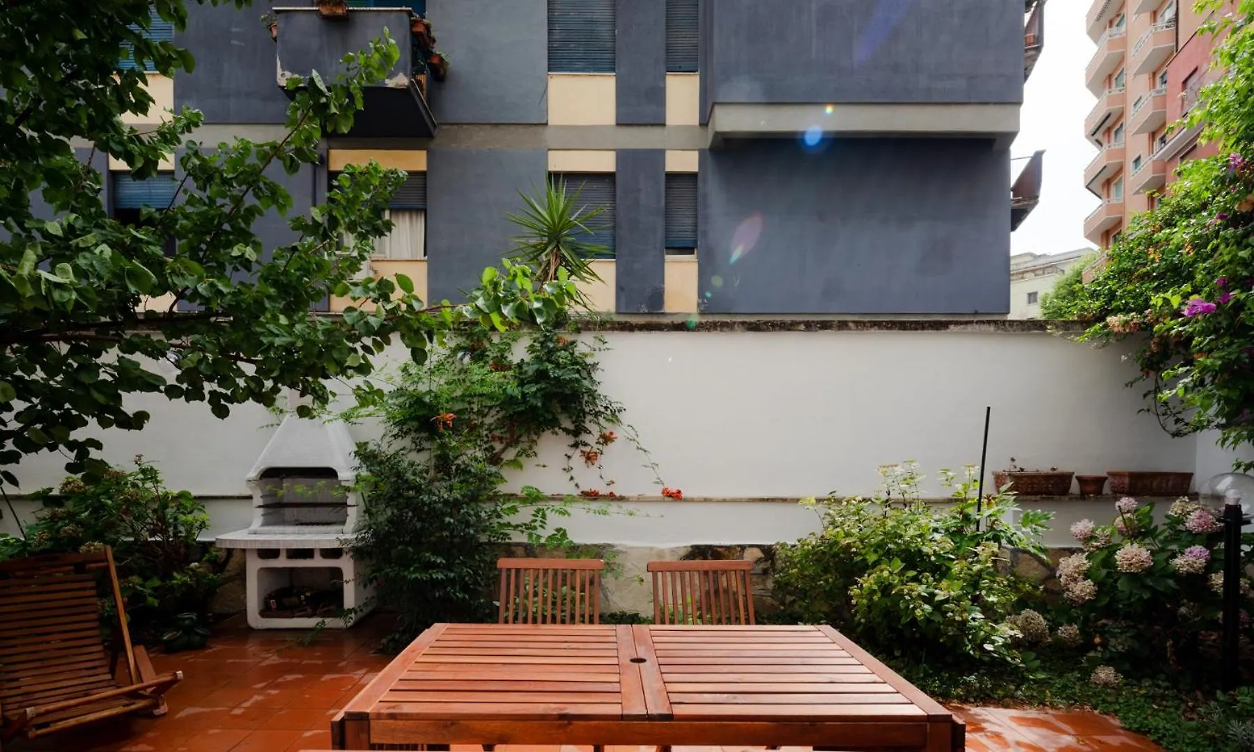 Francesco Terrace - Piazza Bologna, Rome Apartment Italy